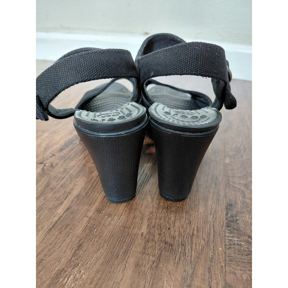Crocs Leigh II Sandals Women's 9 Black Ankle Strap Buckle Comfort Wedge Shoes - Picture 4 of 8